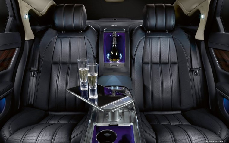 Jaguar XJ Ultimate салон
