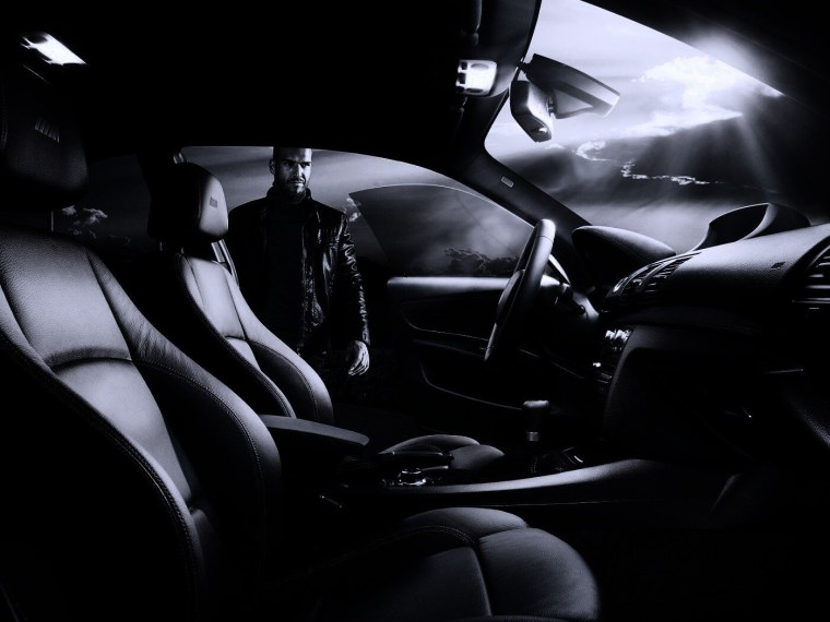 Салон авто темный