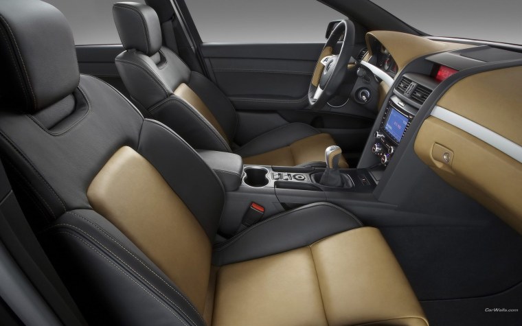 Понтиак g8 салон