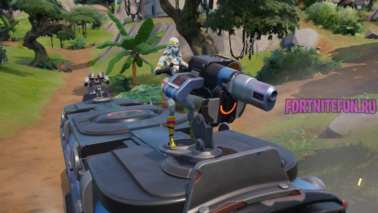 Боевой автобус из Fortnite