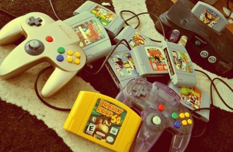 Джойстики игровые из 90-х