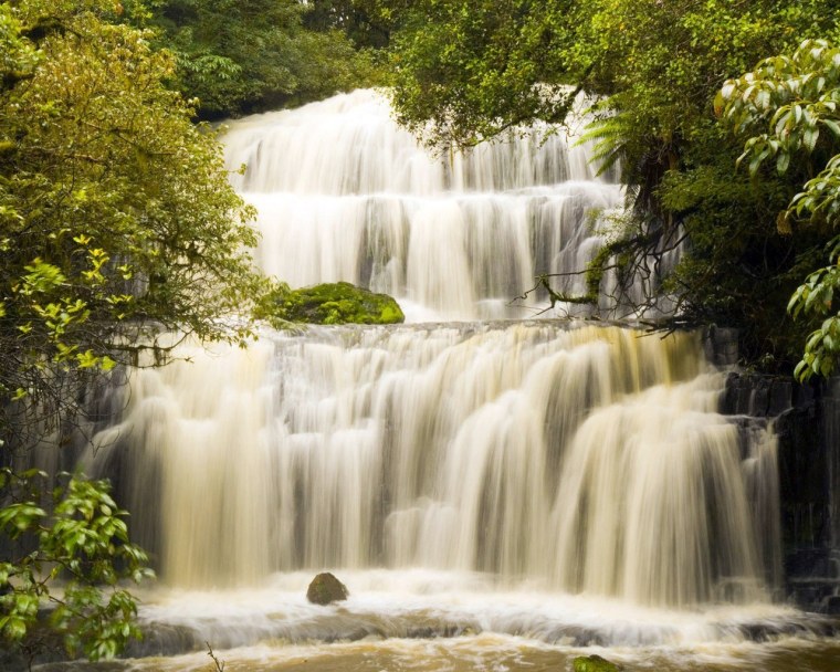 Обои на рабочий стол водопады движущиеся
