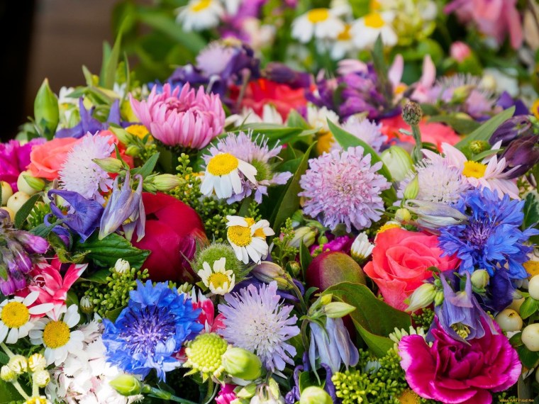 Яркий букет