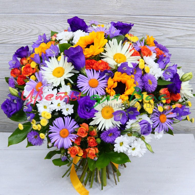 Яркий букет